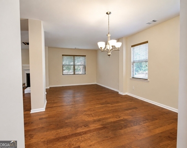259 Shaw Drive - Photo Thumbnail 4