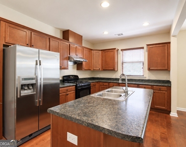 259 Shaw Drive - Photo Thumbnail 9