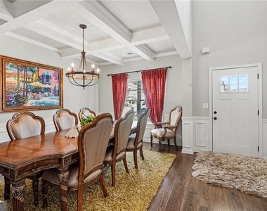 521 Redchurch Drive - Photo Thumbnail 5