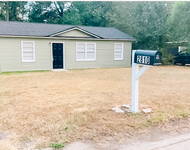 2810 Jadan Place - Photo Thumbnail 2