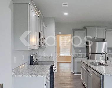 101 Silver Maple Lane - Photo Thumbnail 17