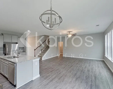 101 Silver Maple Lane - Photo Thumbnail 20