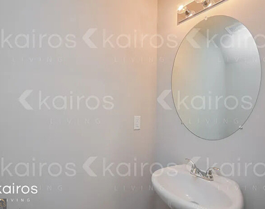 215 Hawthorn Trail - Photo Thumbnail 13