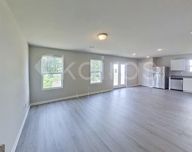 248 York Lane - Photo Thumbnail 1