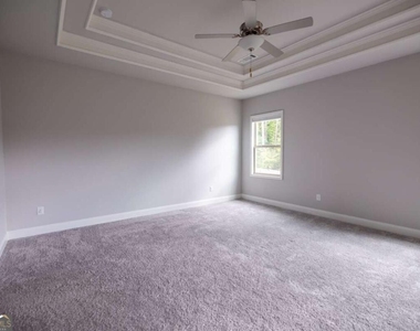352 Newshaw Drive - Photo Thumbnail 15