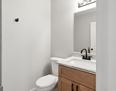 232 Brad Street - Photo Thumbnail 15