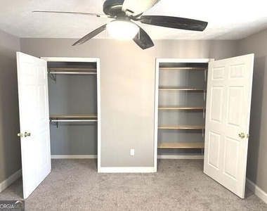 2635 Evans Mill Drive - Photo Thumbnail 8