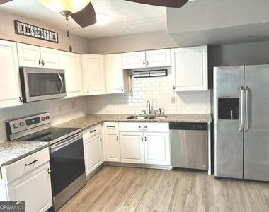 2635 Evans Mill Drive - Photo Thumbnail 3