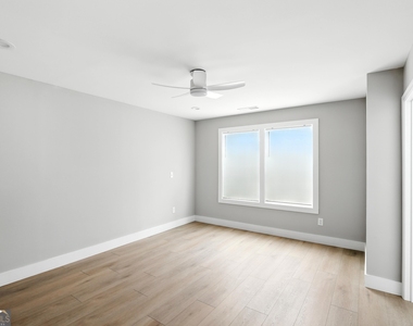 224 Brad Street - Photo Thumbnail 10