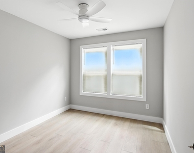 224 Brad Street - Photo Thumbnail 12