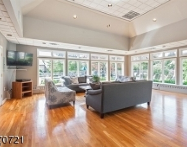 16 Mcchesney Ct - Photo Thumbnail 16