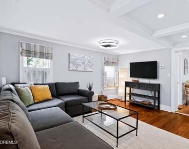 68 Mount Hermon Way - Photo Thumbnail 8
