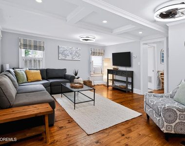 68 Mount Hermon Way - Photo Thumbnail 7