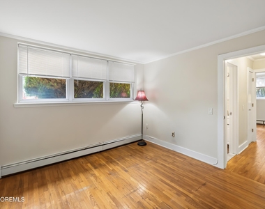 301 Sixth Avenue - Photo Thumbnail 9