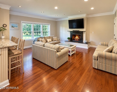 42 Pitney Avenue - Photo Thumbnail 13