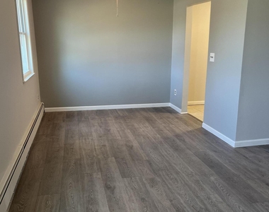 440 Cross Road - Photo Thumbnail 4