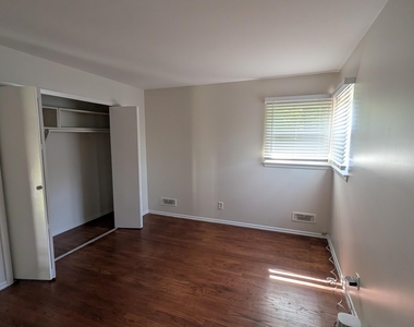 13 Fairview Lane - Photo Thumbnail 13