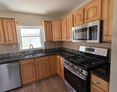 13 Fairview Lane - Photo Thumbnail 2