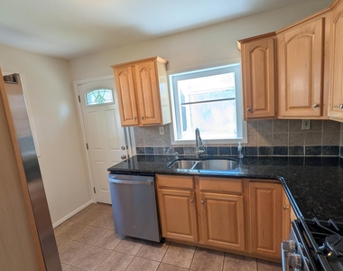 13 Fairview Lane - Photo Thumbnail 4