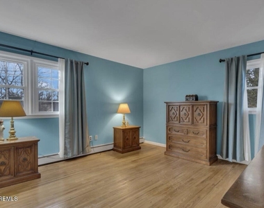 1409 Wallach Drive - Photo Thumbnail 7