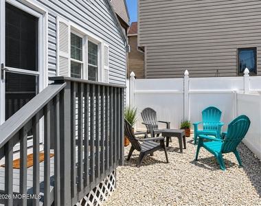 235 Sumner Avenue - Photo Thumbnail 7