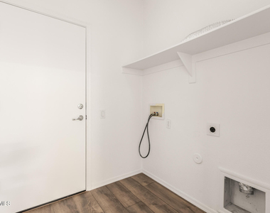 11741 W Sherman Street - Photo Thumbnail 29