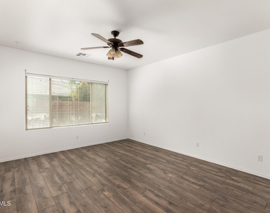 11741 W Sherman Street - Photo Thumbnail 15
