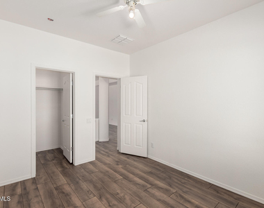 11741 W Sherman Street - Photo Thumbnail 22