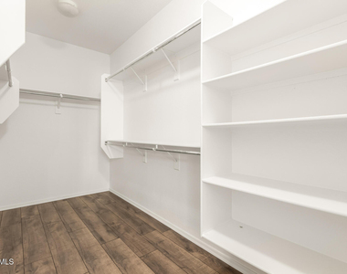 11741 W Sherman Street - Photo Thumbnail 20