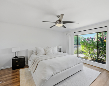 8417 E Via De Sereno -- - Photo Thumbnail 13