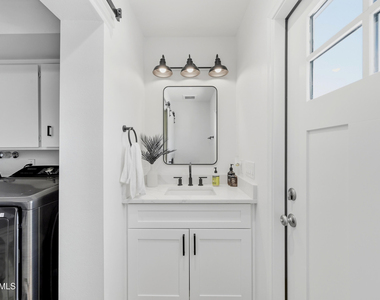 8417 E Via De Sereno -- - Photo Thumbnail 26