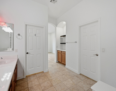 18110 W Paseo Way - Photo Thumbnail 23