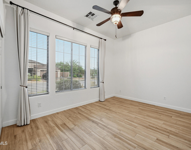 18110 W Paseo Way - Photo Thumbnail 29