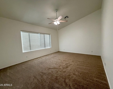 1135 E Cottonwood Lane - Photo Thumbnail 10