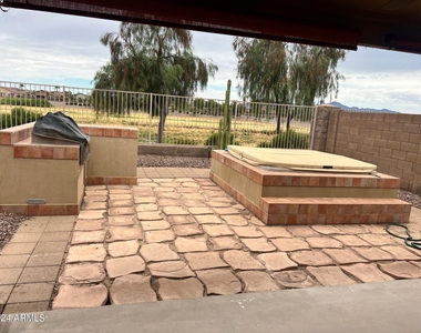 22526 N Reinbold Drive - Photo Thumbnail 20