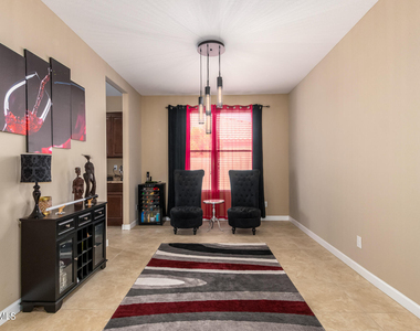 9244 W Denton Lane - Photo Thumbnail 7