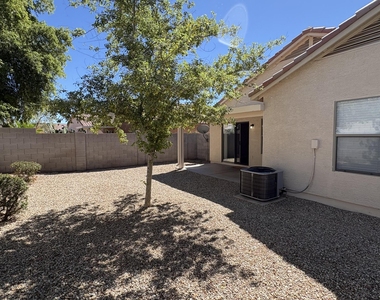15774 W Watson Lane - Photo Thumbnail 26