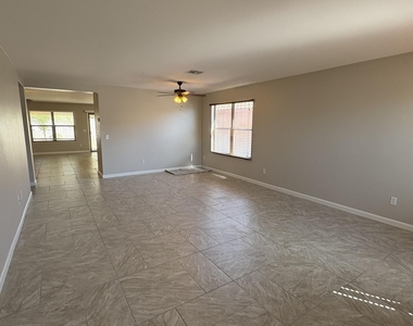 15774 W Watson Lane - Photo Thumbnail 1