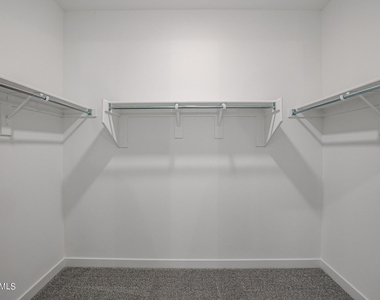 7908 W Frier Drive - Photo Thumbnail 20