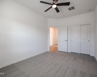7908 W Frier Drive - Photo Thumbnail 22