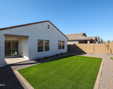 7908 W Frier Drive - Photo Thumbnail 31