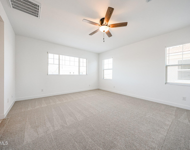 7662 W Crabapple Drive - Photo Thumbnail 10