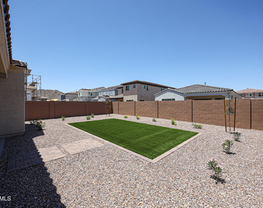 7662 W Crabapple Drive - Photo Thumbnail 23