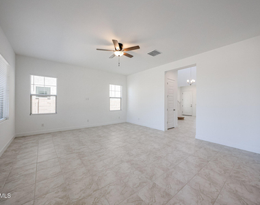 7662 W Crabapple Drive - Photo Thumbnail 8