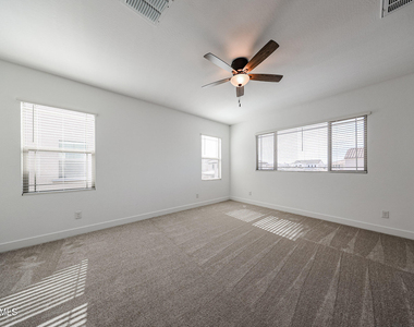 7654 W Crabapple Drive - Photo Thumbnail 8