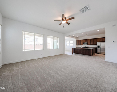 7654 W Crabapple Drive - Photo Thumbnail 5