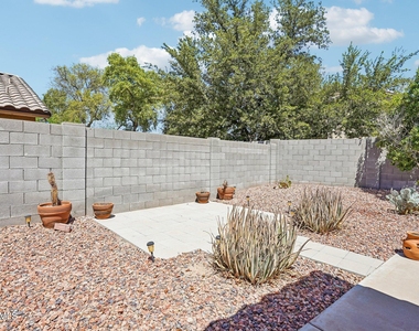 17181 N 52nd Avenue - Photo Thumbnail 26