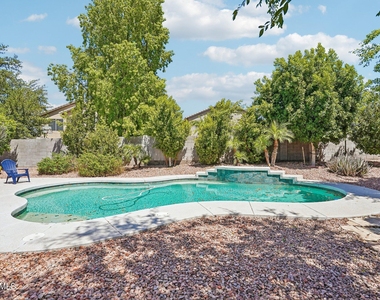 17181 N 52nd Avenue - Photo Thumbnail 30