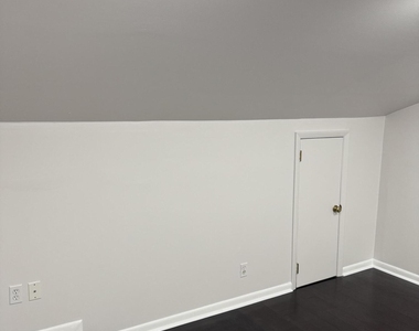 355 Se 7th Street - Photo Thumbnail 6
