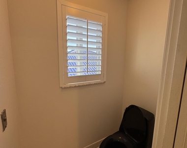 355 Se 7th Street - Photo Thumbnail 52